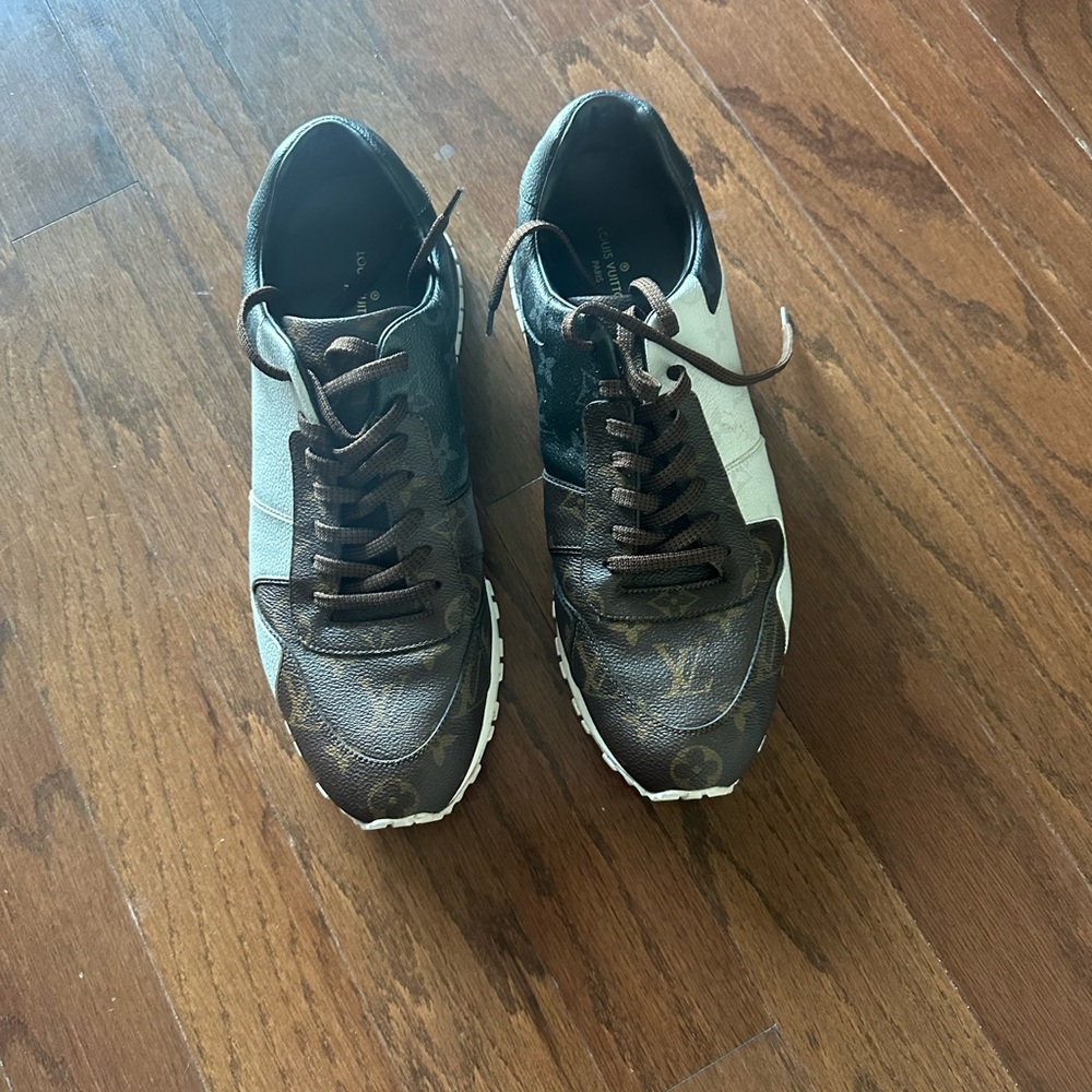 Louis Vuitton 100% authentic